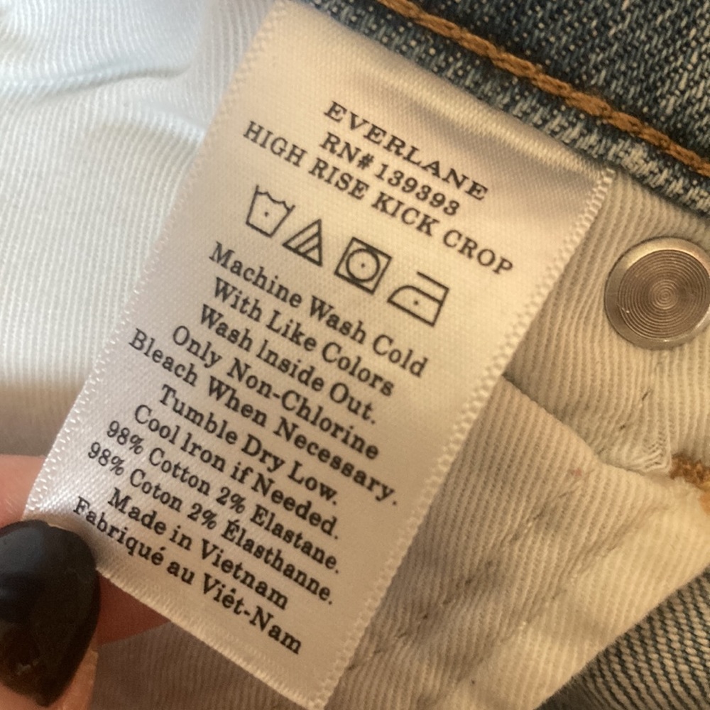 Everlane Women’s Hi-rise Kick Crop Jeans - Picture 4 of 9